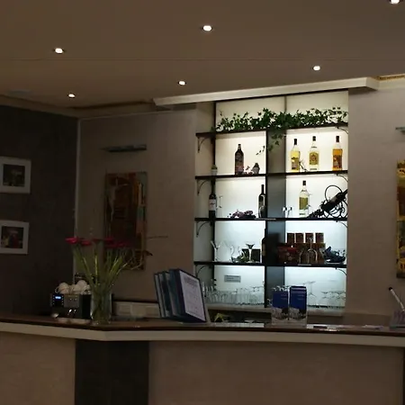 Hotel Atomis 3*