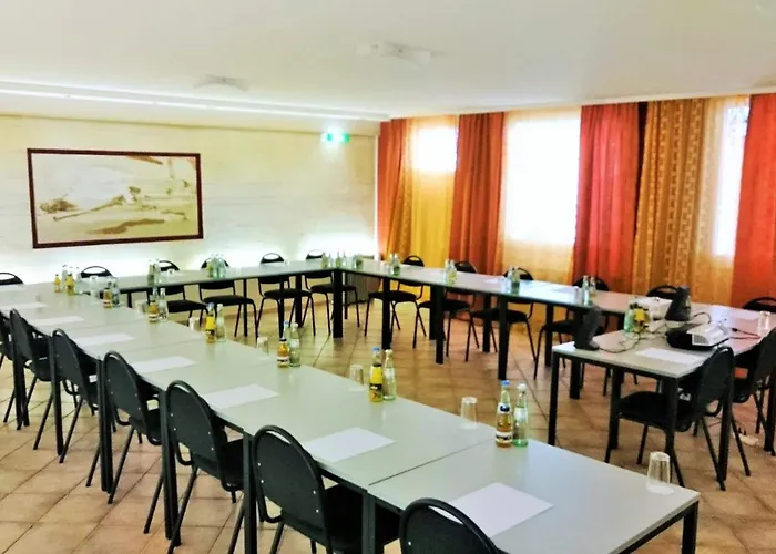 Hotel Atomis 3*