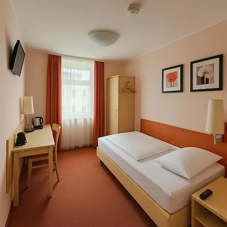 Atomis 3* Düsseldorf
