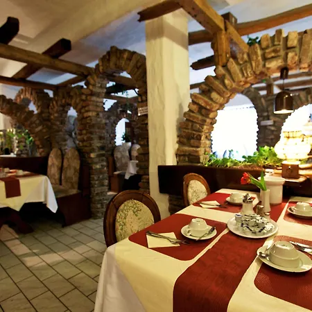 Hotel Atomis