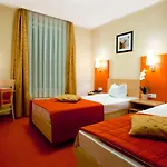 Petersburg Superior Hotel 3*