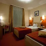 Atomis Hotel 3*