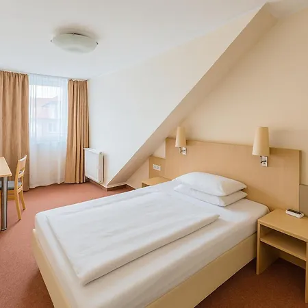 Petersburg Superior Hotel Düsseldorf