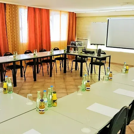 Atomis Otel 3*