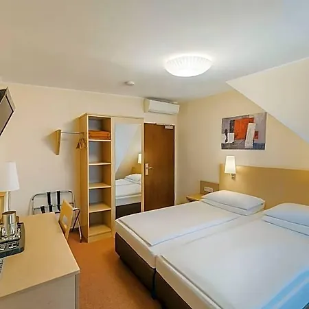Hotel Petersburg Superior 3*