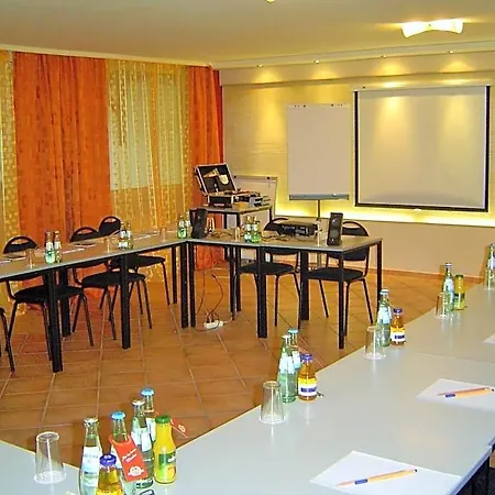 Hotel Petersburg Superior 3*