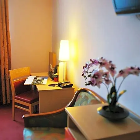 Petersburg Superior Hotel 3*