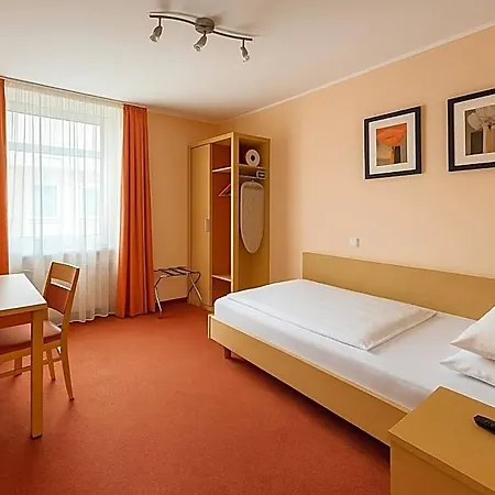 Hotel Petersburg Superior 3*