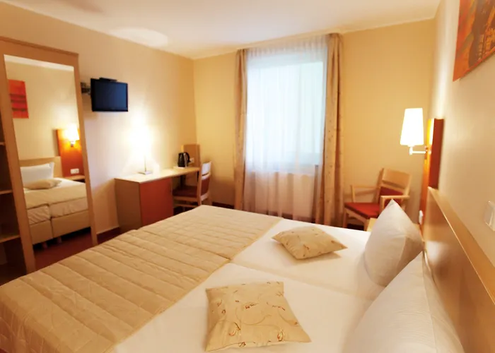 Atomis دوسلدورف