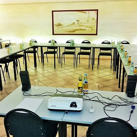 Atomis Ξενοδοχείο