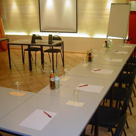 Atomis Ξενοδοχείο 3*